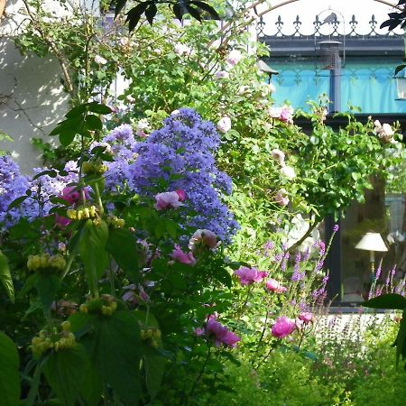 La Colline Des Roses Bed & Breakfast Conchil-le-Temple Luaran gambar